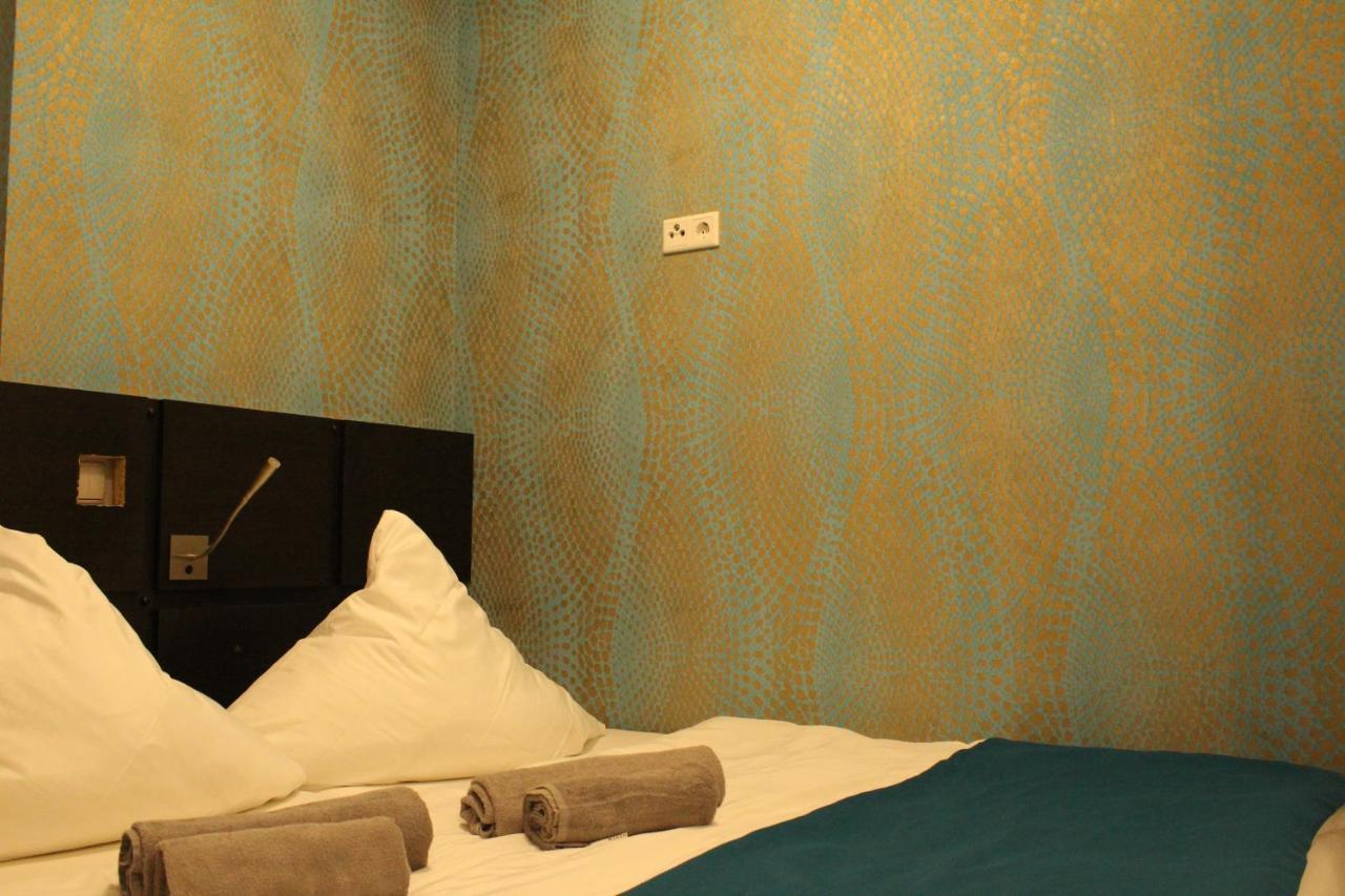 Hotel Lovely Studio West - Neues Momomotel Keulen
